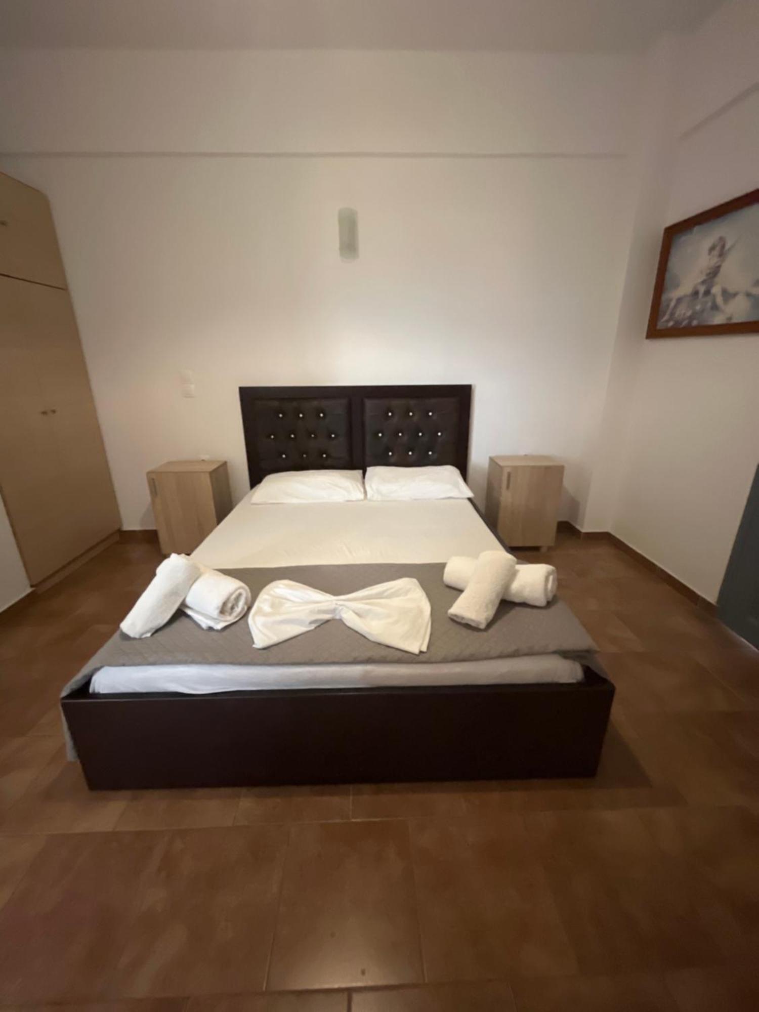 Leon Lux Apartments Perivólosz Kültér fotó