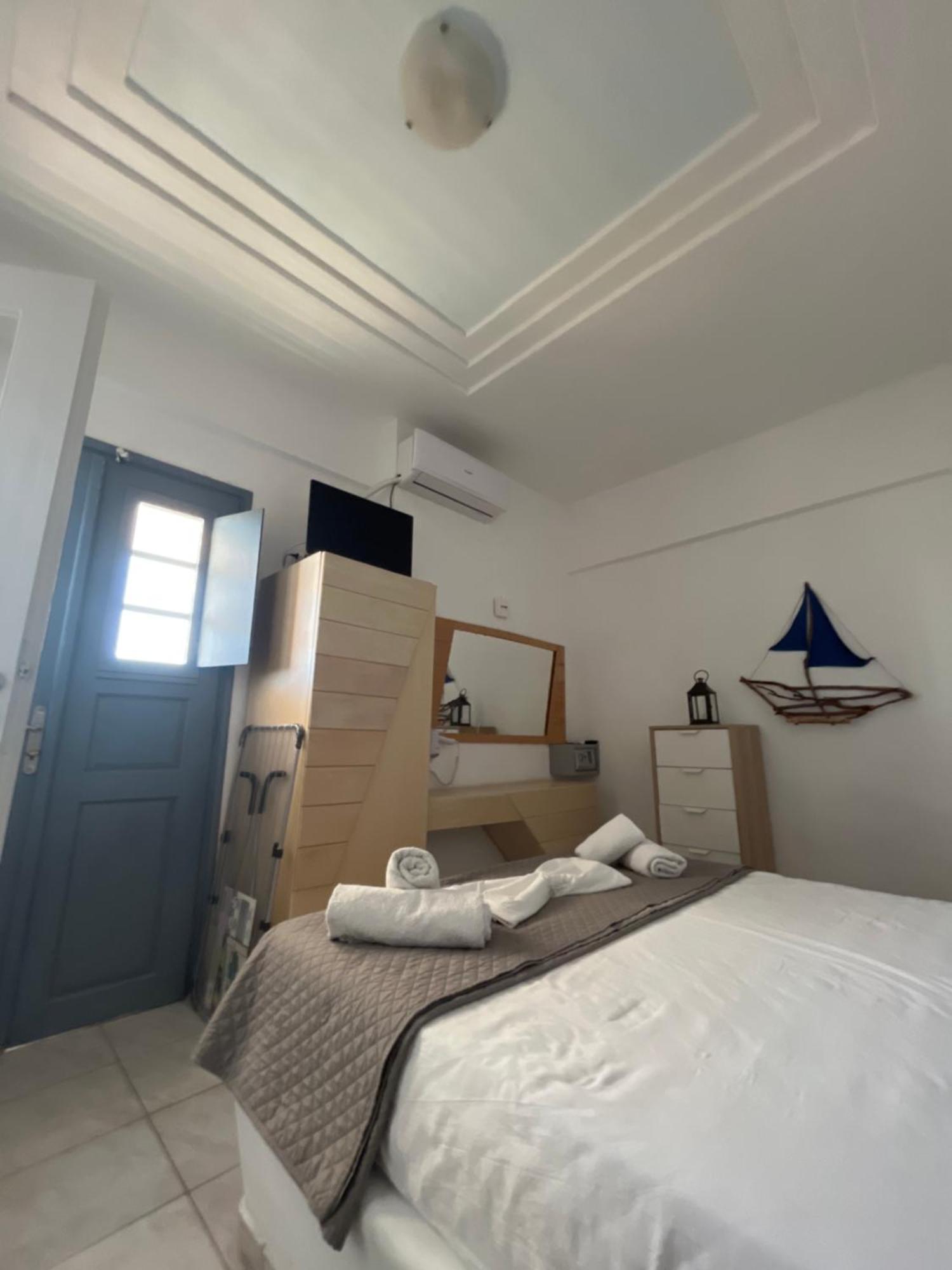 Leon Lux Apartments Perivólosz Kültér fotó