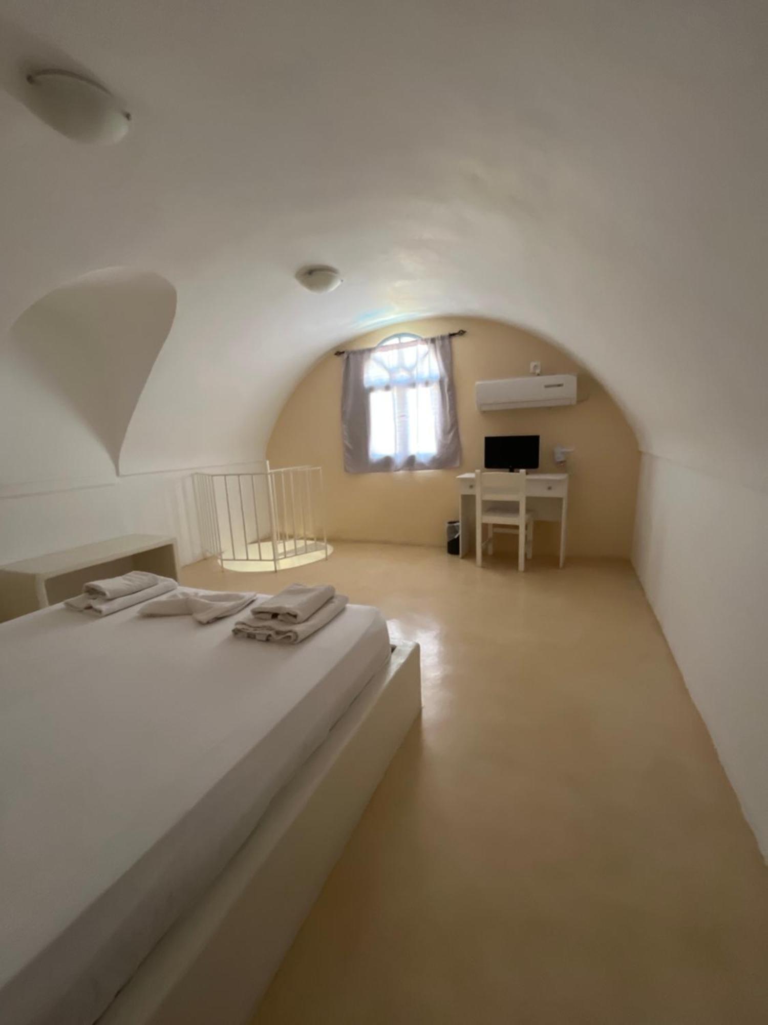 Leon Lux Apartments Perivólosz Kültér fotó