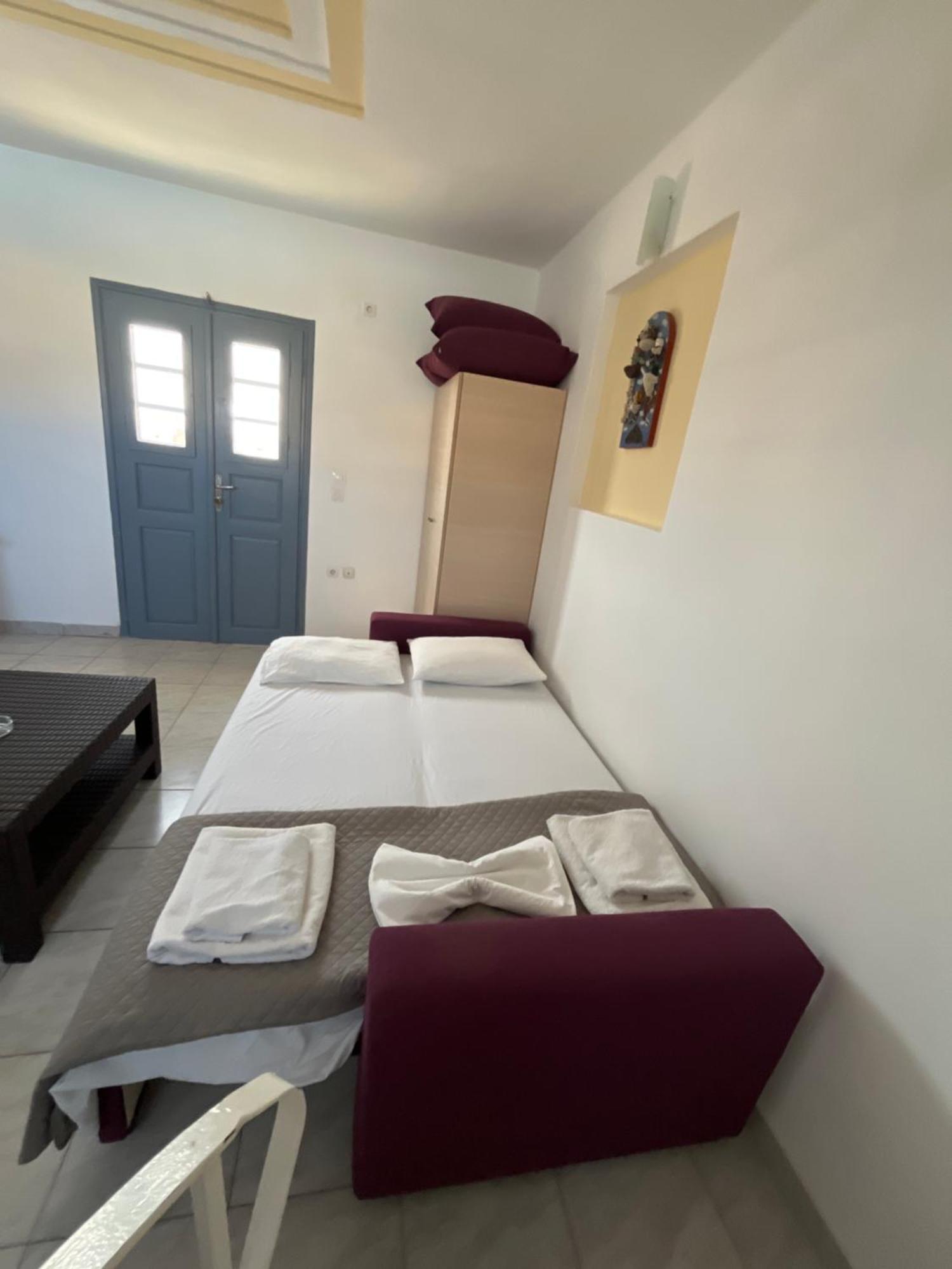 Leon Lux Apartments Perivólosz Kültér fotó