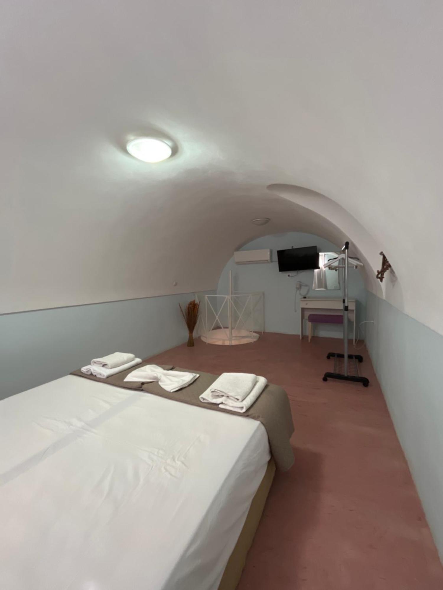 Leon Lux Apartments Perivólosz Kültér fotó