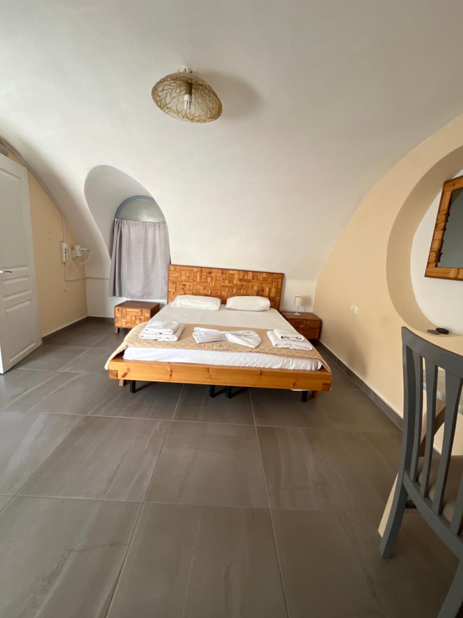 Leon Lux Apartments Perivólosz Kültér fotó